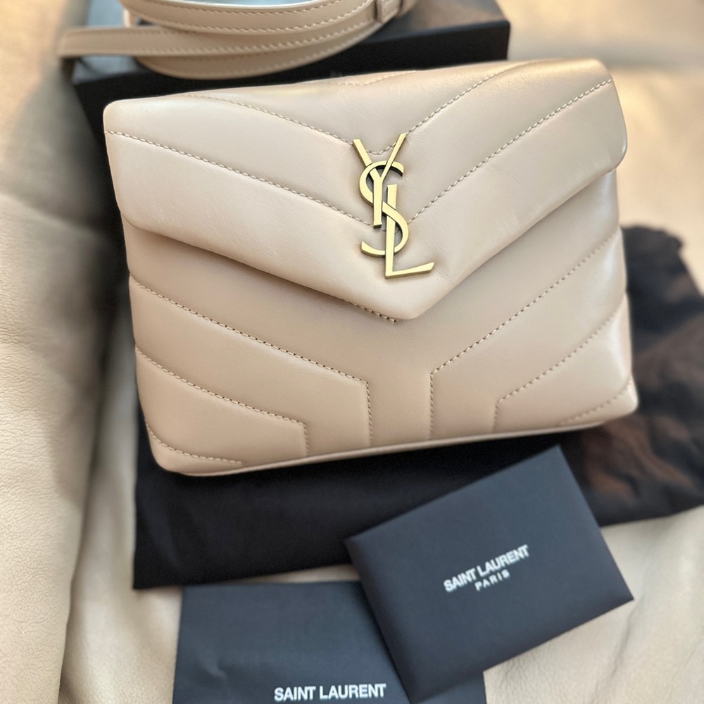 ❌SOLD❌Yves Saint Laurent Taupe Quilted TOY Lou - Picture 3 of 6